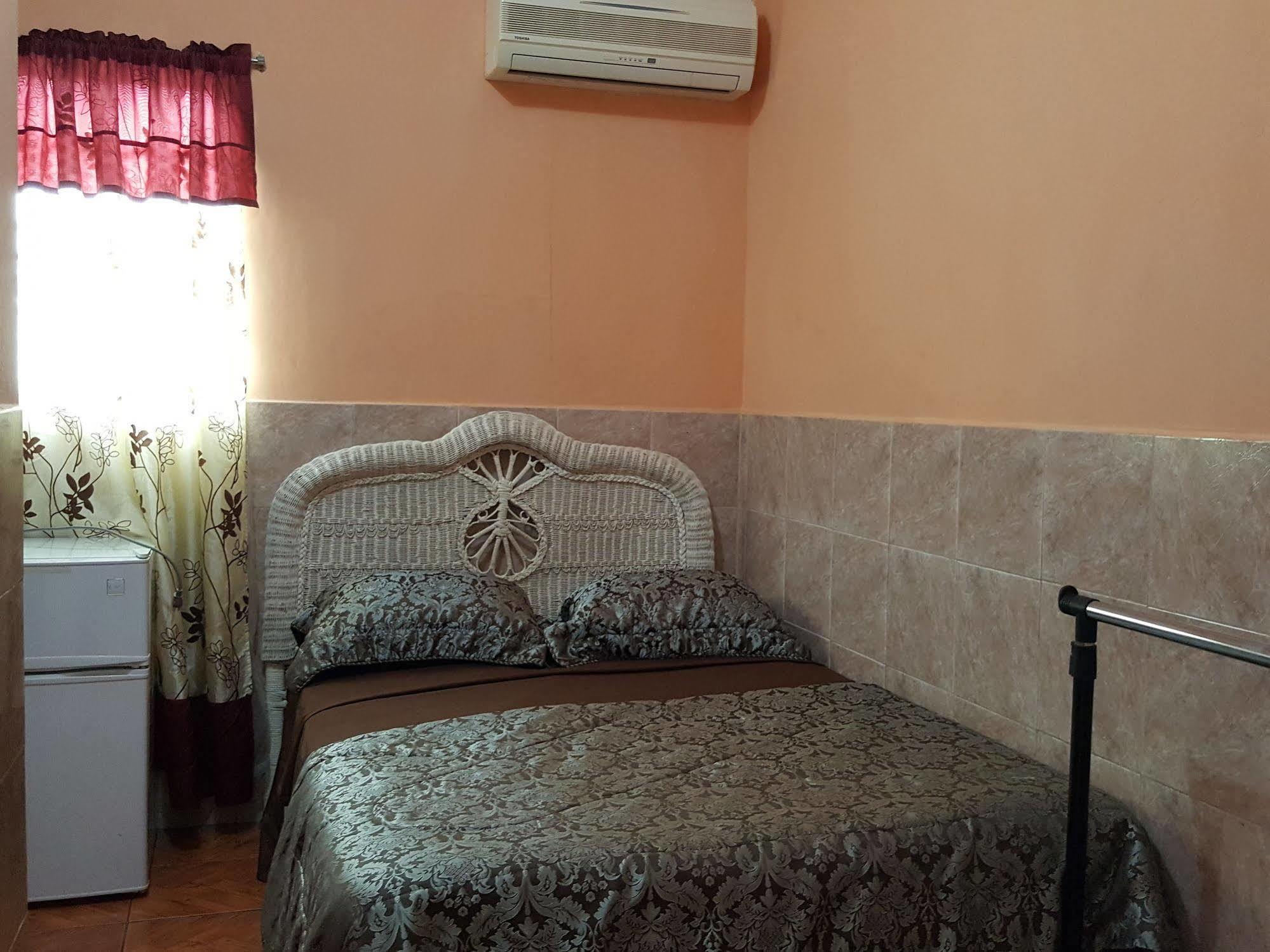 Caribbean Tourist Villa Port of Spain Extérieur photo